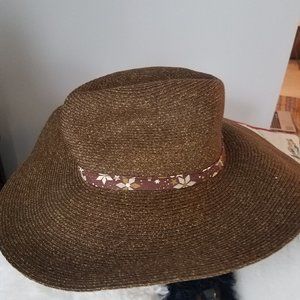 Kangol brown ladies hat